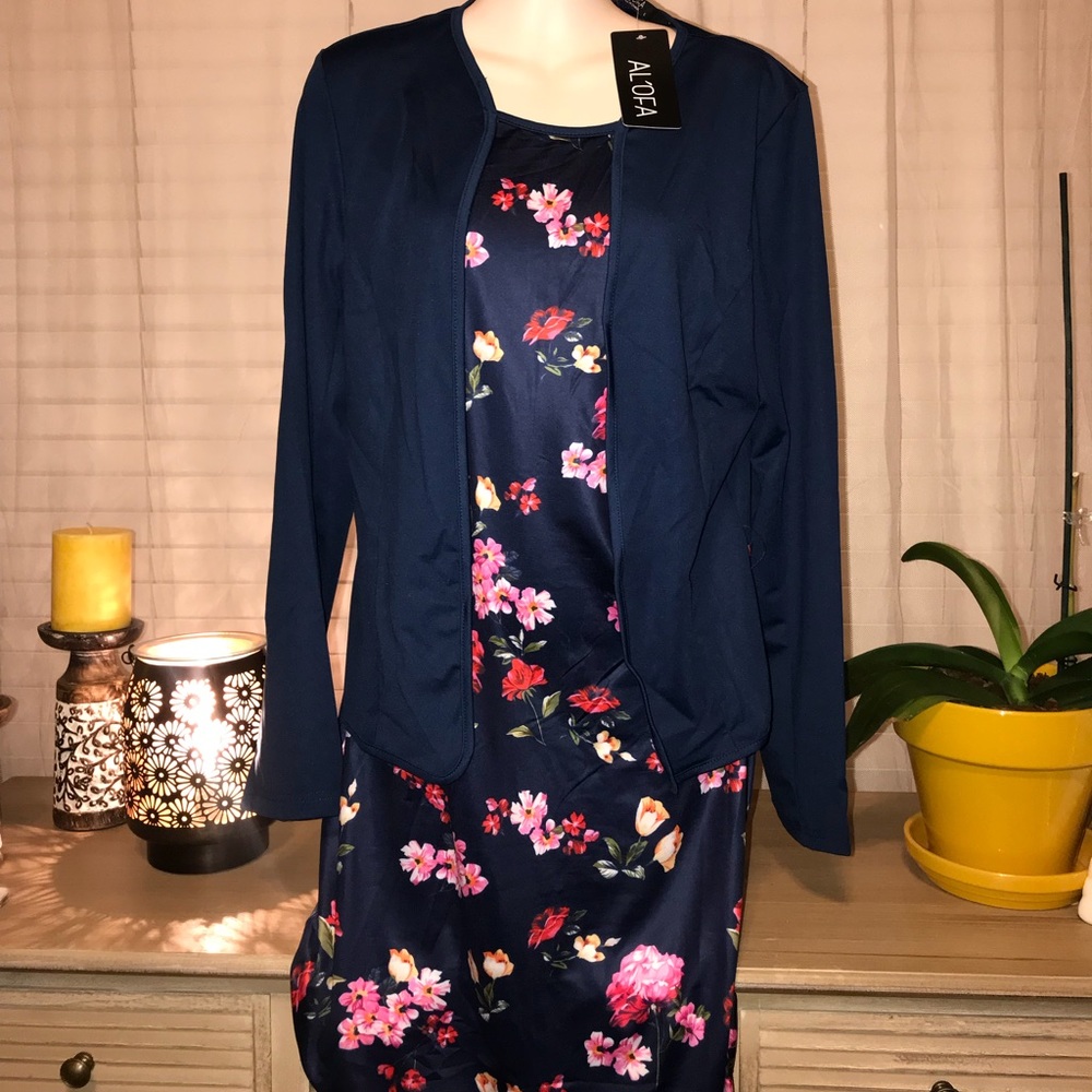 Bodycon work dress .